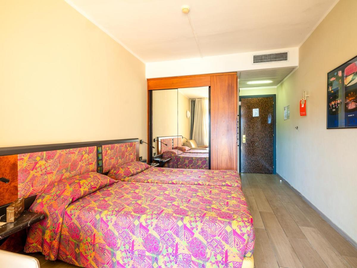 Hotel Leonardo Da Vinci Лімоне-суль-Гарда Екстер'єр фото